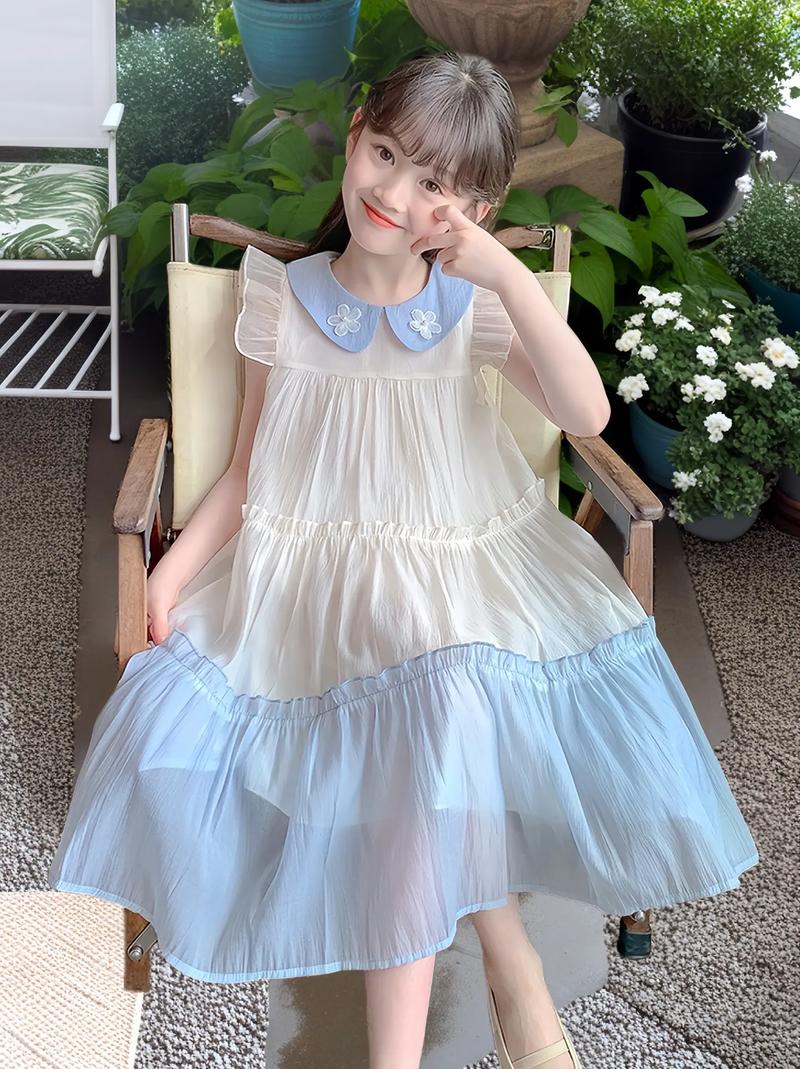 抖音上的少女蓬蓬裙