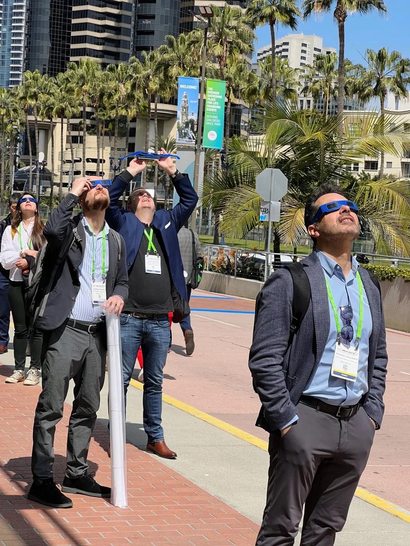 美国日全食直播视频