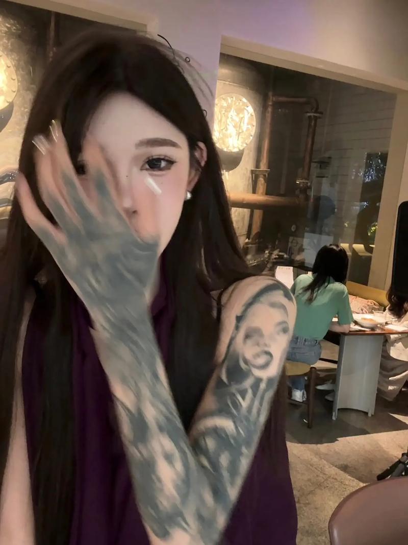 快手红人大美纹身图片