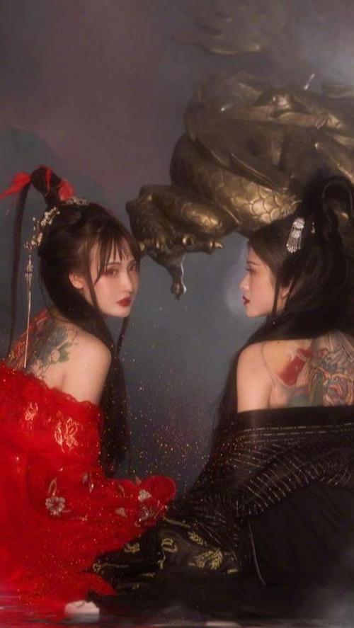 快手红人黑暗萝莉纹身