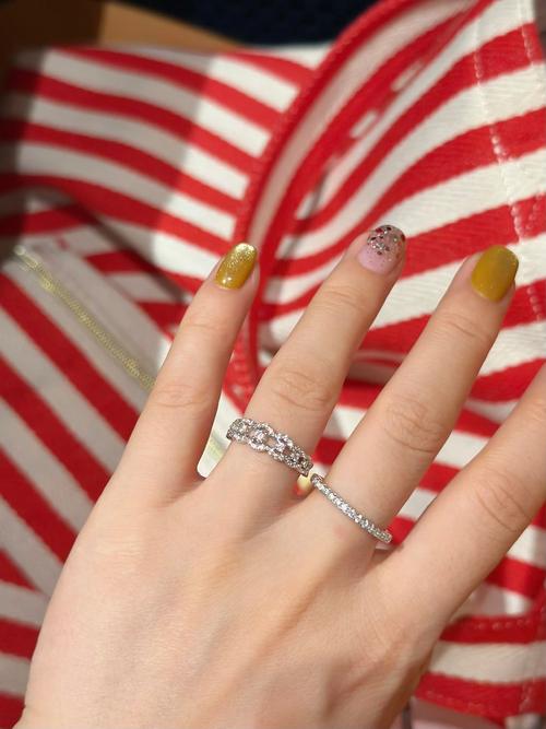 抖音上涂指甲油赚钱