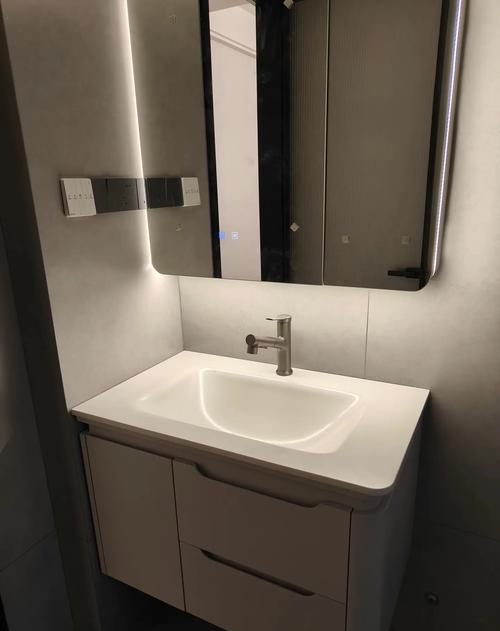 抖音网红洗手盆拍照