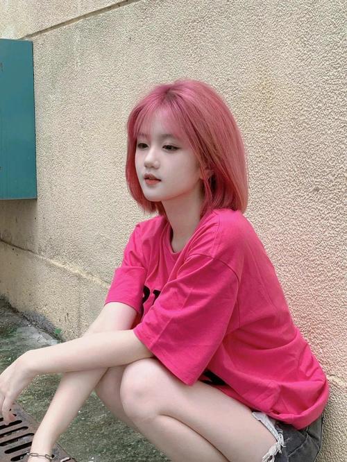 快手上短发女生都有谁