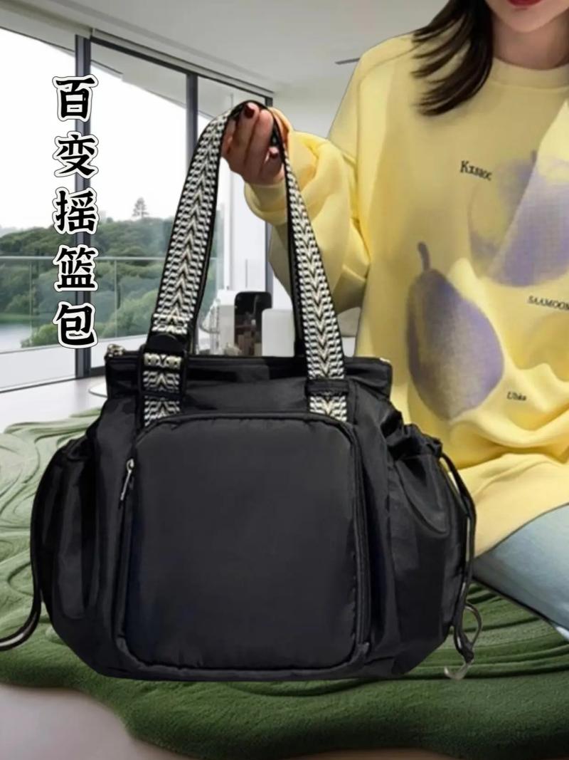 抖音港味多用双肩包