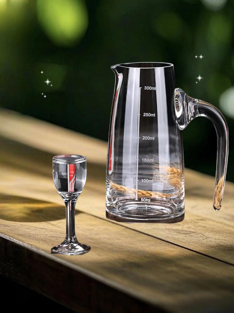 抖音白酒杯漏酒的杯