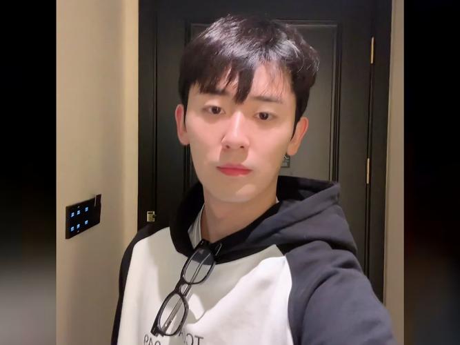 快手可爱的小来哥资料