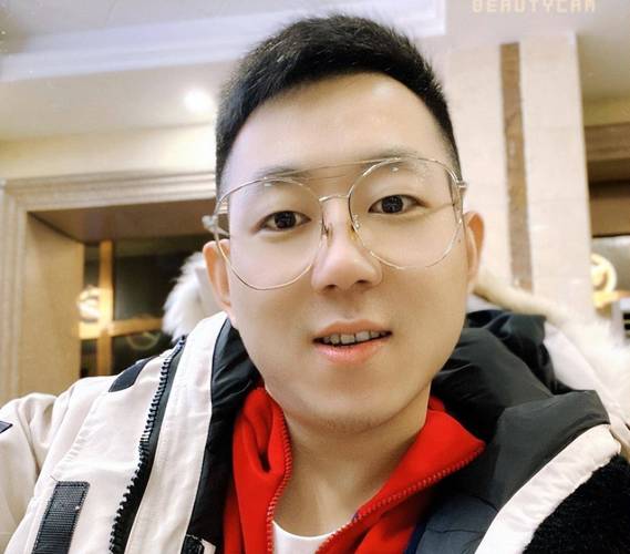 王小源现在在哪直播