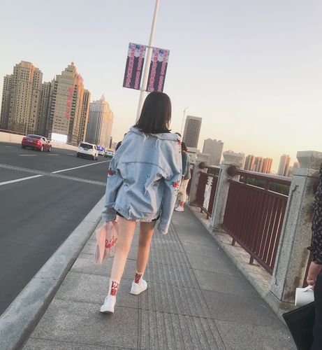 快手的背影的直播间