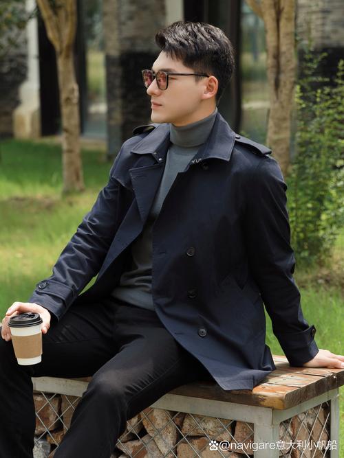 抖音最帅的风衣男士