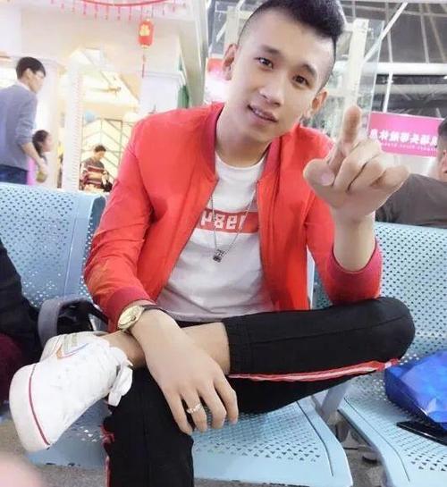 天佑还在yy直播吗