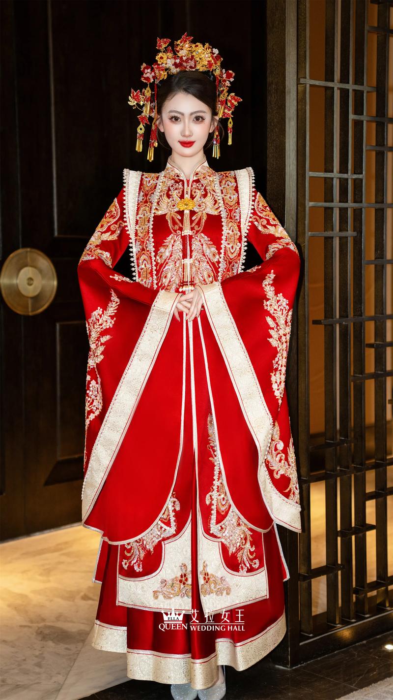抖音秀禾服视频可乐