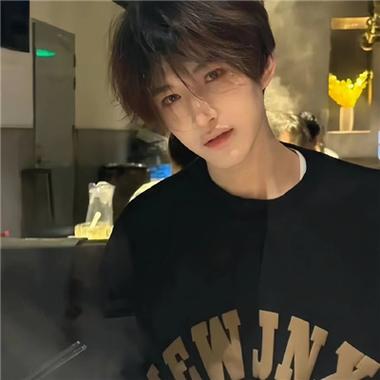 快手红人头型图片男