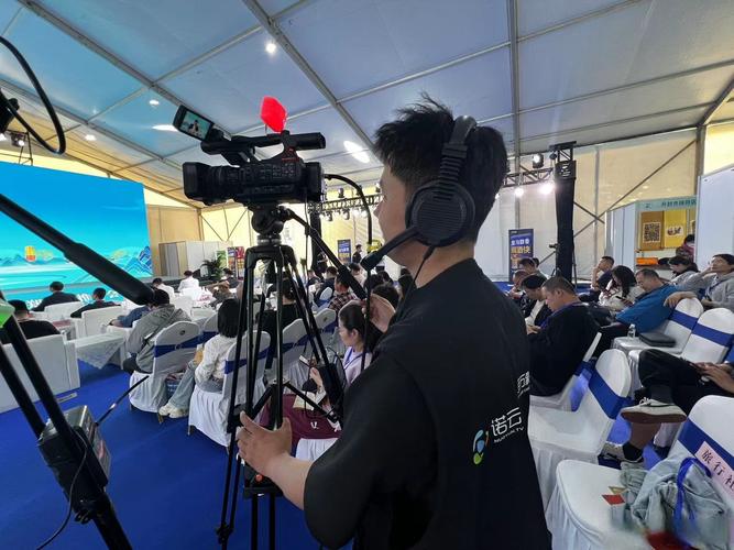 拉丝牌表演视频直播