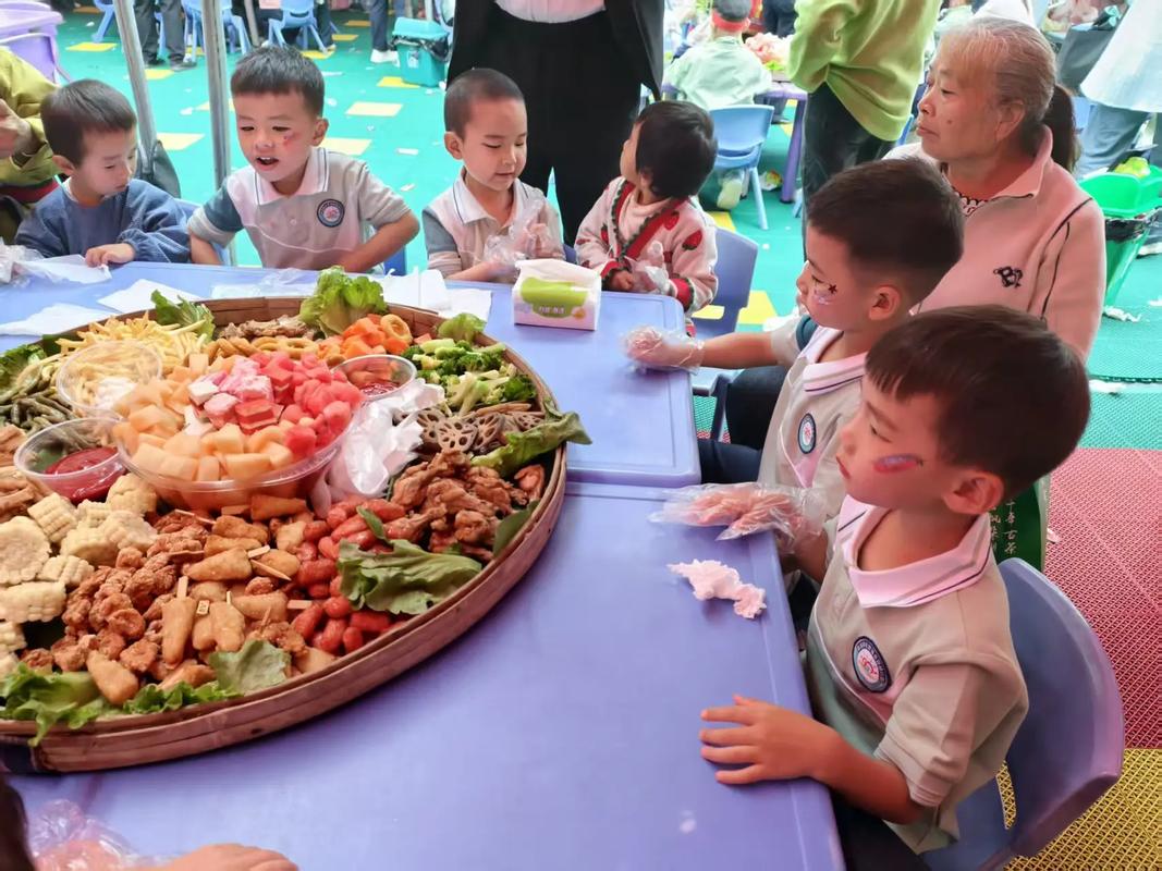 抖音饭团子亲子游戏