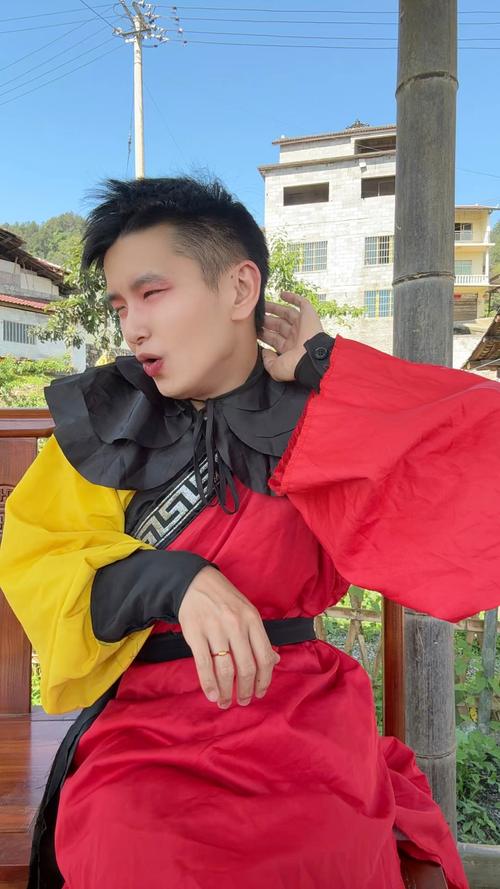 快手红人猴哥刘叉叉