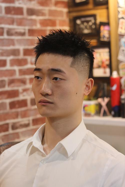 快手男的发型叫什么