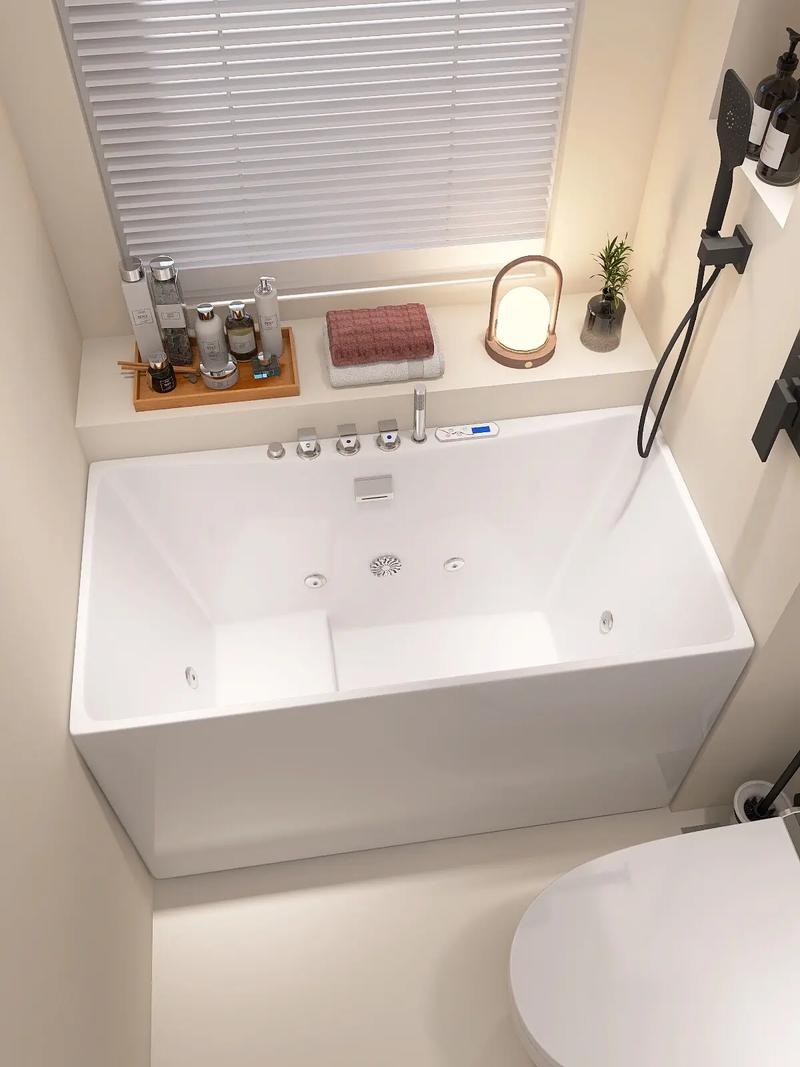 抖音里吃饭的小浴缸