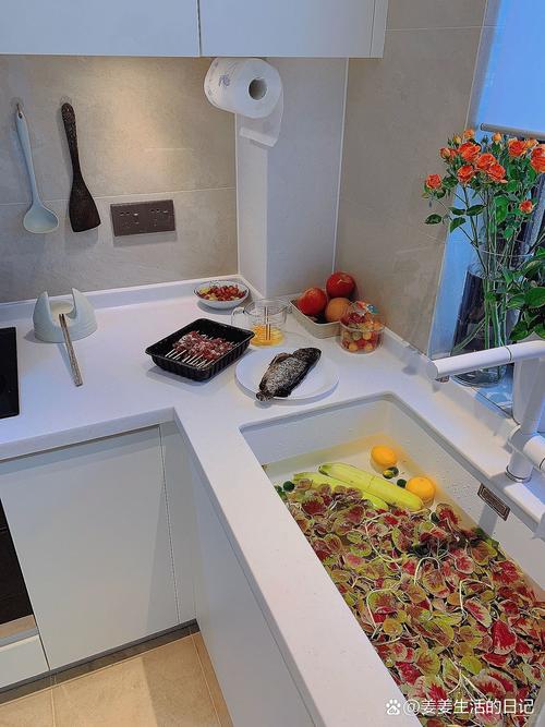 抖音里吃饭的小浴缸
