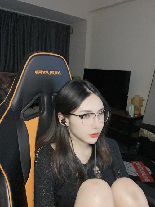 fb表情包大战直播