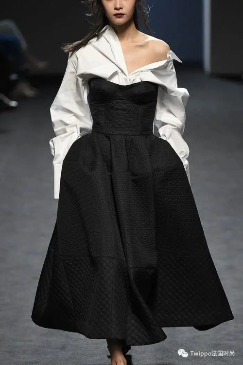 法国时尚直播午夜台