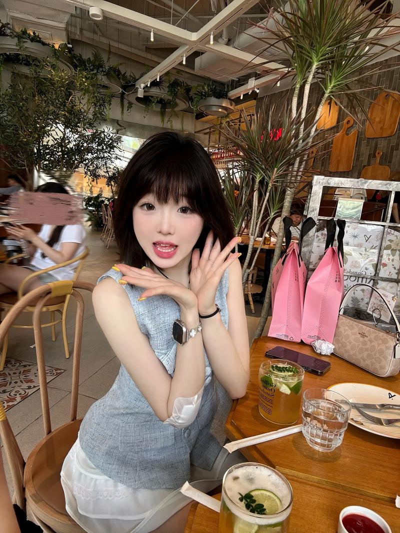 快手搭讪充电宝美女