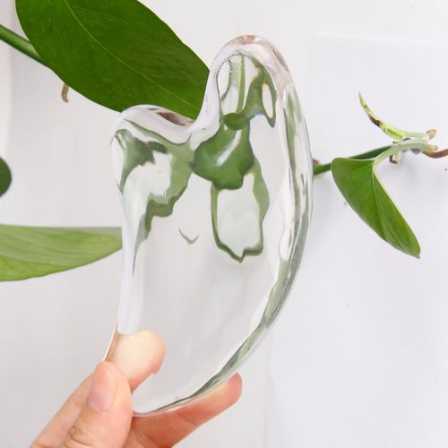 抖音刮脸水晶怎么用