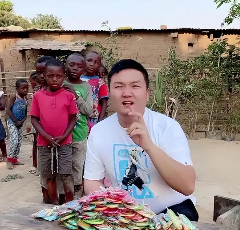 快手上那个非洲婴儿