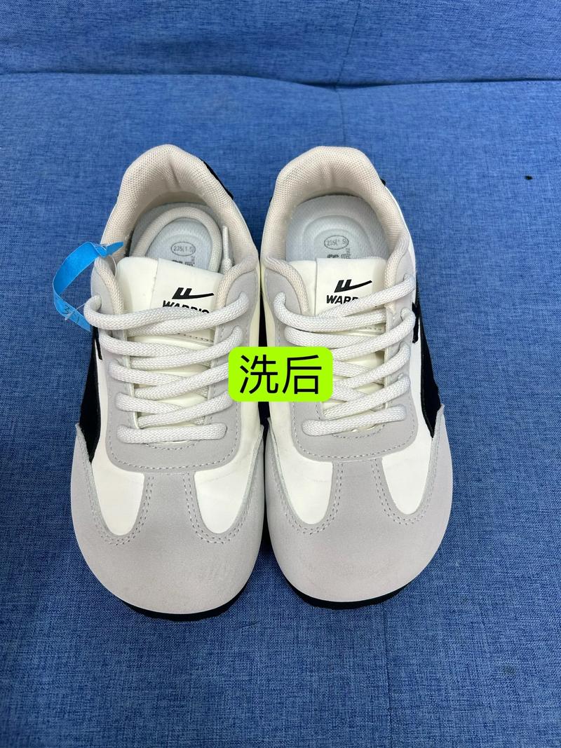 抖音上的小白鞋清洗