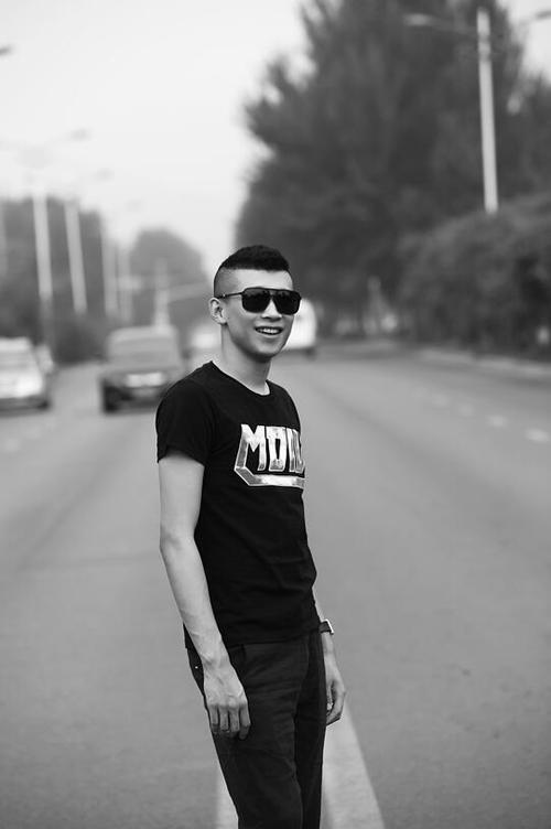 快手红人李天佑真名