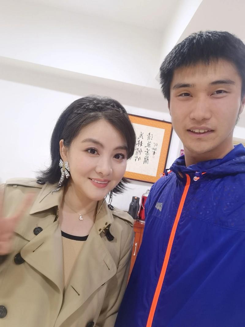 彩虹电视台在线直播