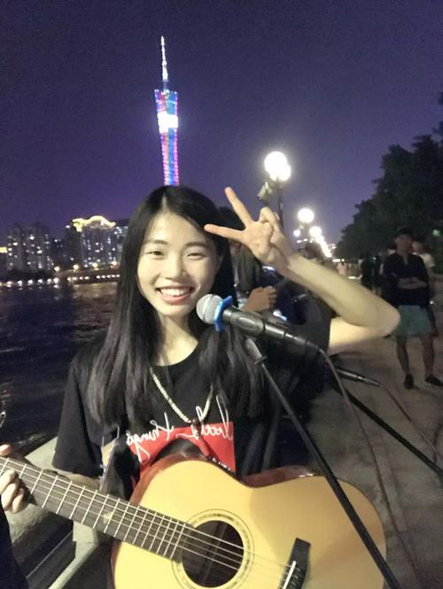 广州塔附近快手唱歌