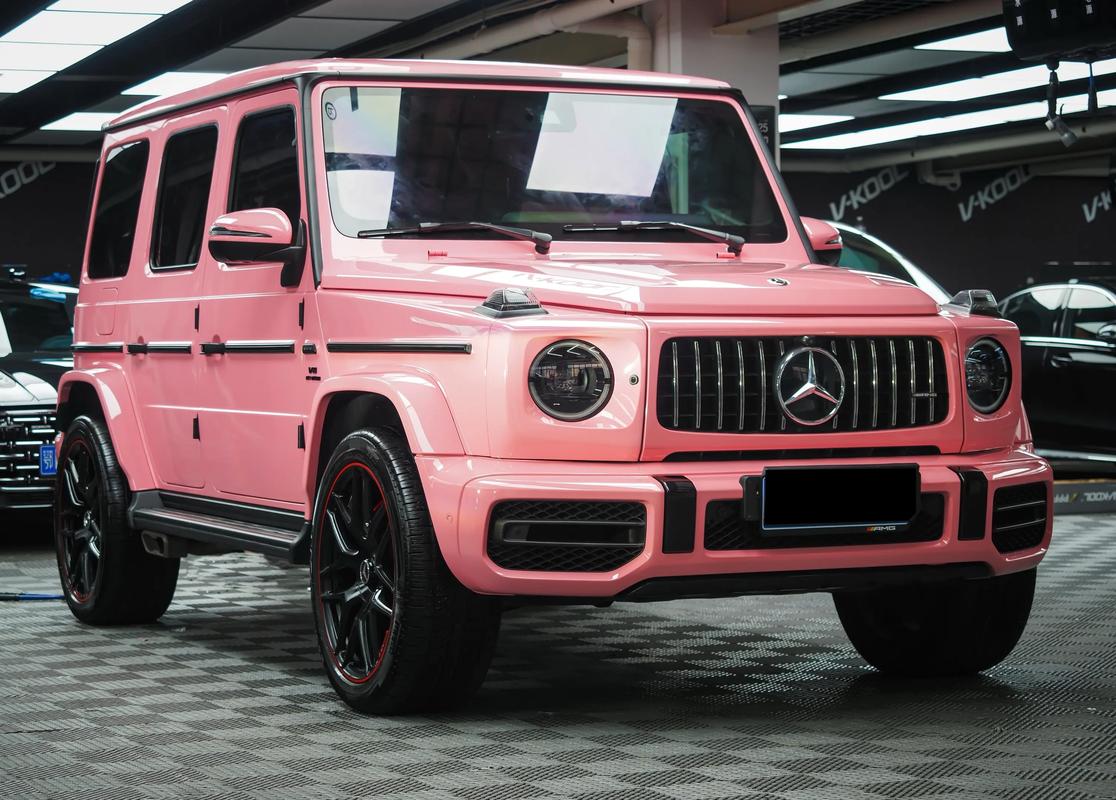 抖音粉色奔驰那女的