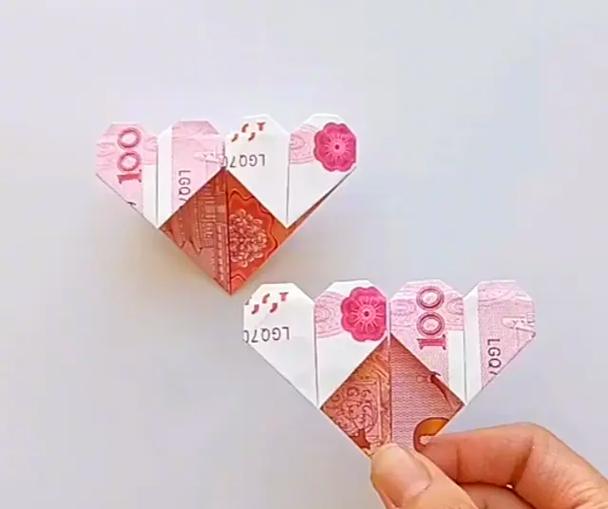 抖音骰子摆爱心五排