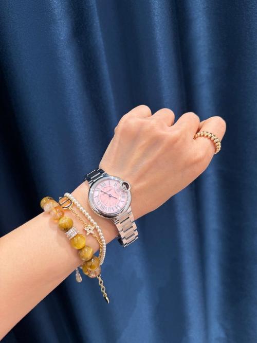 抖音迪奥女表磁铁链