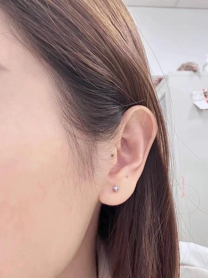 抖音可以缩小的耳钉