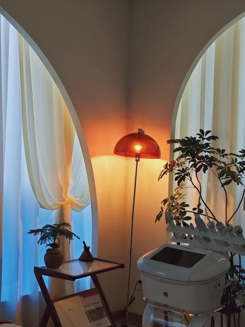 抖音水晶板刮脸视频