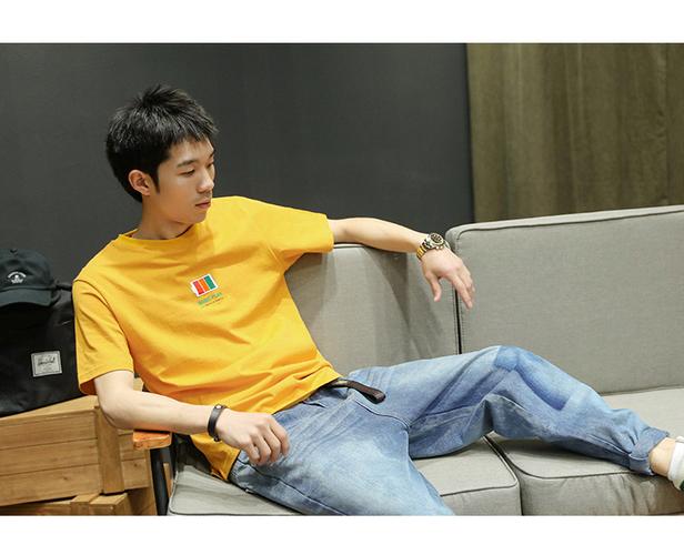 抖音电池衣服怎么亮