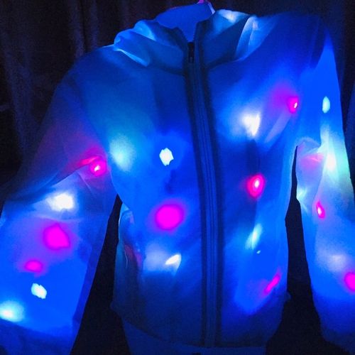 火柴人衣服发光抖音