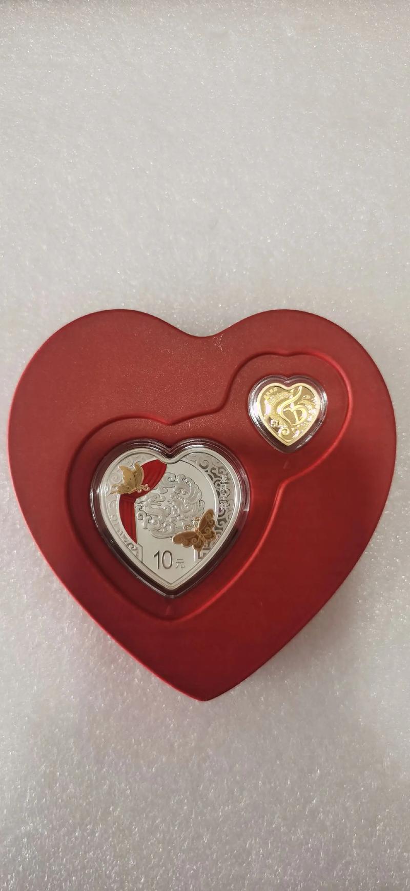 抖音热门的情侣礼物