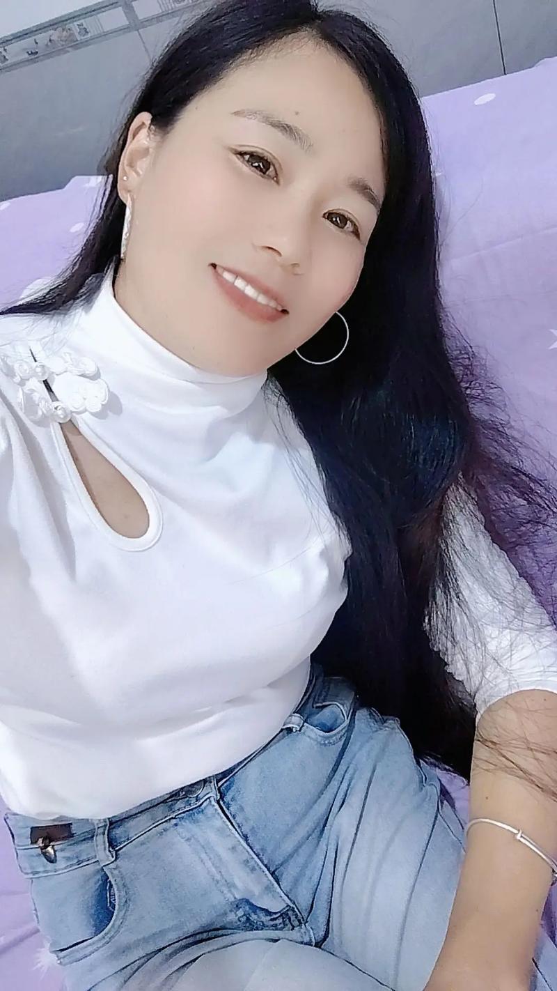 抖音广告里面的女生