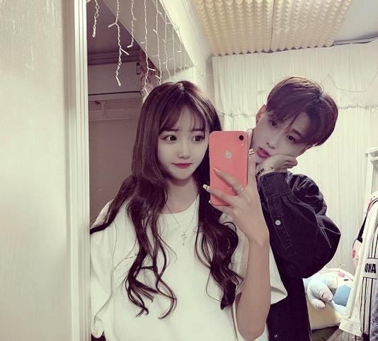 快手王乐乐亲嘴视频