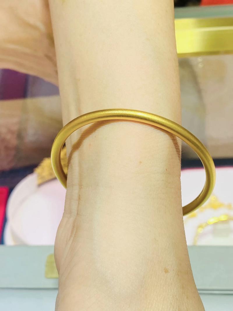 老凤祥抖音同款手镯