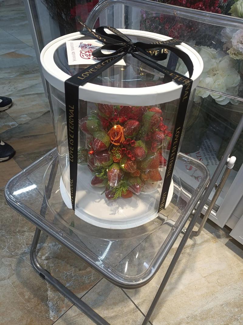 抖音草莓礼盒是什么