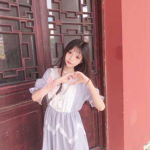 快手红人瑞瑞 图片